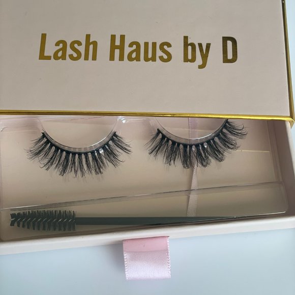 Mink Eyelashes - Picture 12 of 13